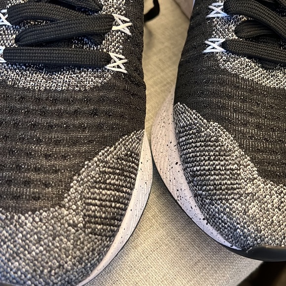 Nike React Infinity Run Flyknit - Picture 14 of 16